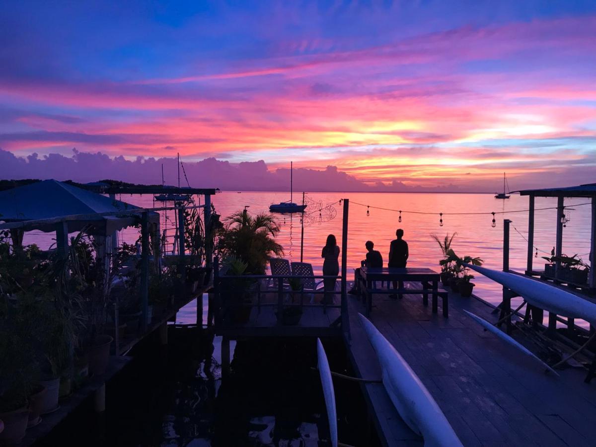 Saigon Bay Bed & Breakfast Bocas del Toro Exterior photo