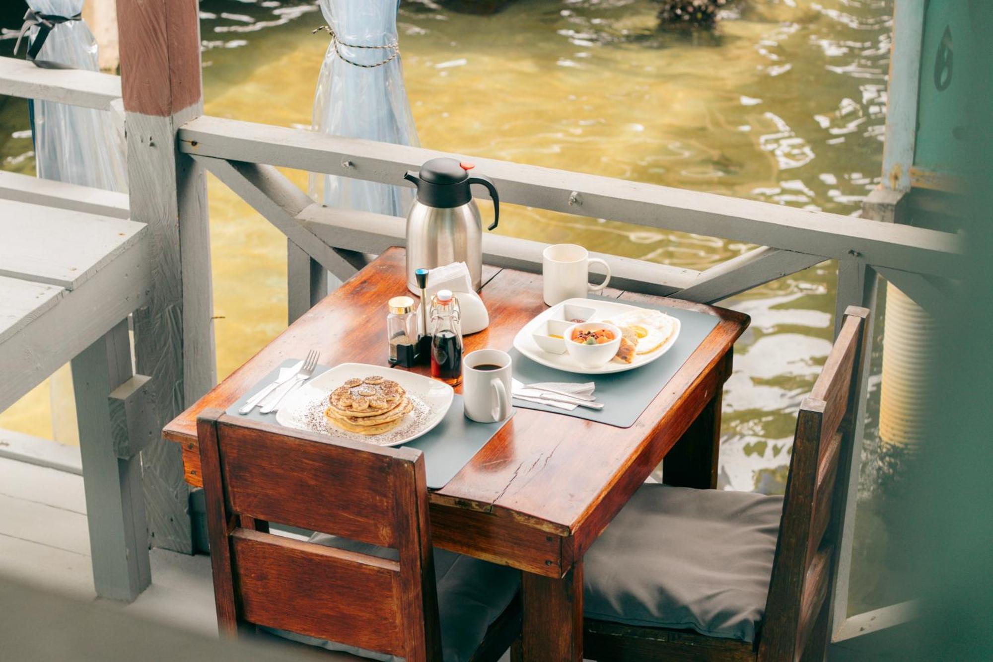 Saigon Bay Bed & Breakfast Bocas del Toro Exterior photo