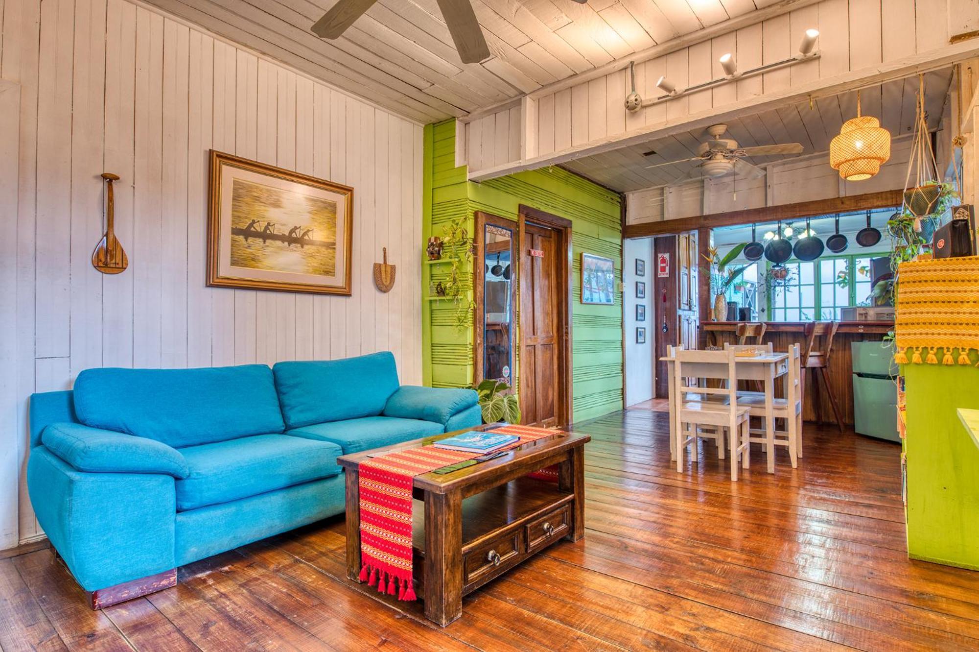 Saigon Bay Bed & Breakfast Bocas del Toro Exterior photo