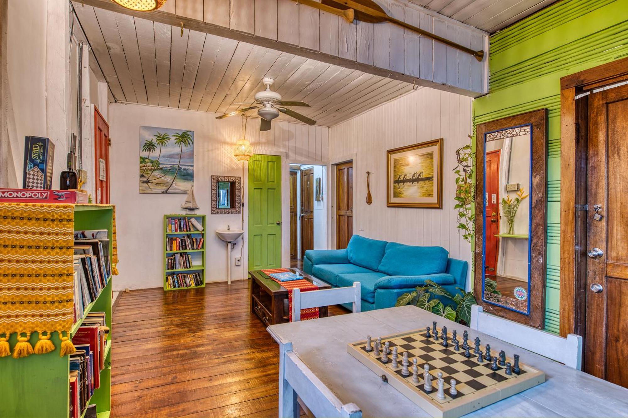 Saigon Bay Bed & Breakfast Bocas del Toro Exterior photo