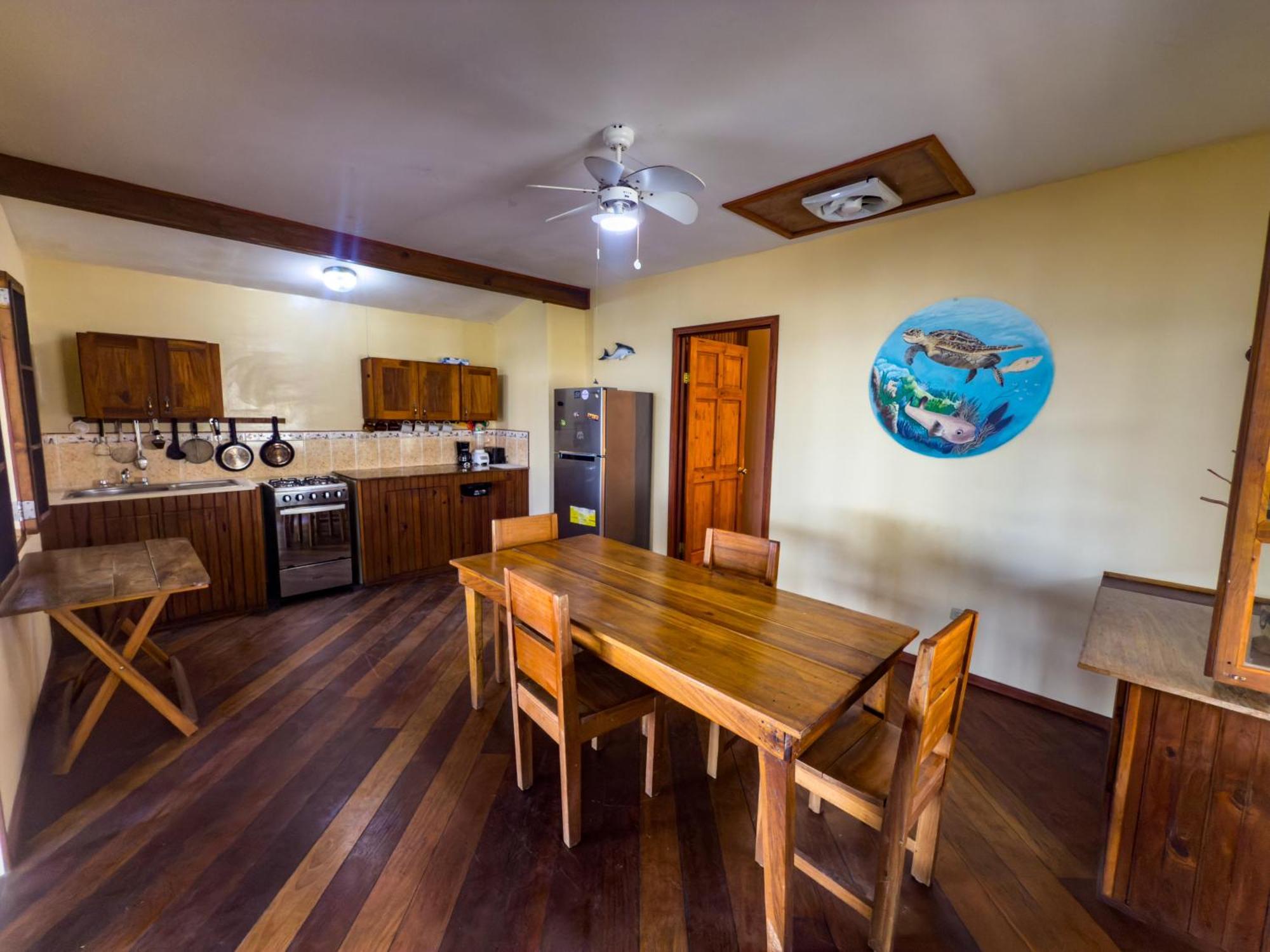 Saigon Bay Bed & Breakfast Bocas del Toro Room photo